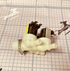 3-Wege Einlassventil Baugruppe - passend für Equator 4400/5500 Kombi Waschtrockner - Neu ohne Verpackung - Bild 1 von 4