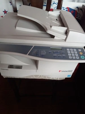 Impresora multifunción Toshiba E-Studio 162 Foto 1 de 3