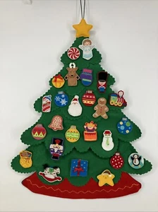 2004 Hallmark Keepsake Kids Countdown To Christmas Tree Advent Calendar Vintage - Picture 1 of 11