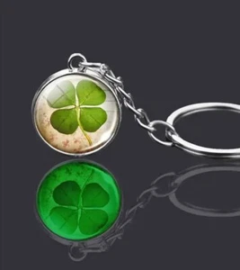1 pc 4 Leaf Clover Lucky Custom Keychain - Picture 1 of 4