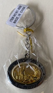 New York Skyline Oval Metal Spinner Keychain, Pewter Finish BRAND NEW - Picture 1 of 1