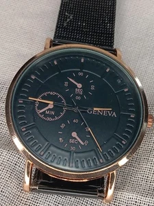 Fashion-Forward Men Quartz Watch - Durable Sports Aesthetics Comfortable - Picture 1 of 5