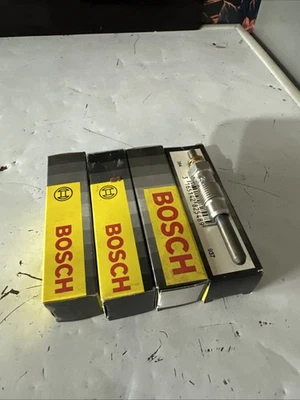 X4 Bosch 0250201027 Glow Plug. For BMW E36, Rover, Omega - Image 1 of 4