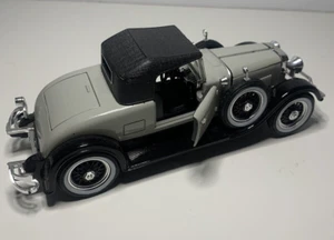 National Motor Museum nuovo di zecca 1:32 1928 Lincoln Coupe Roadster grigio 22810 ARKO - Foto 1 di 10