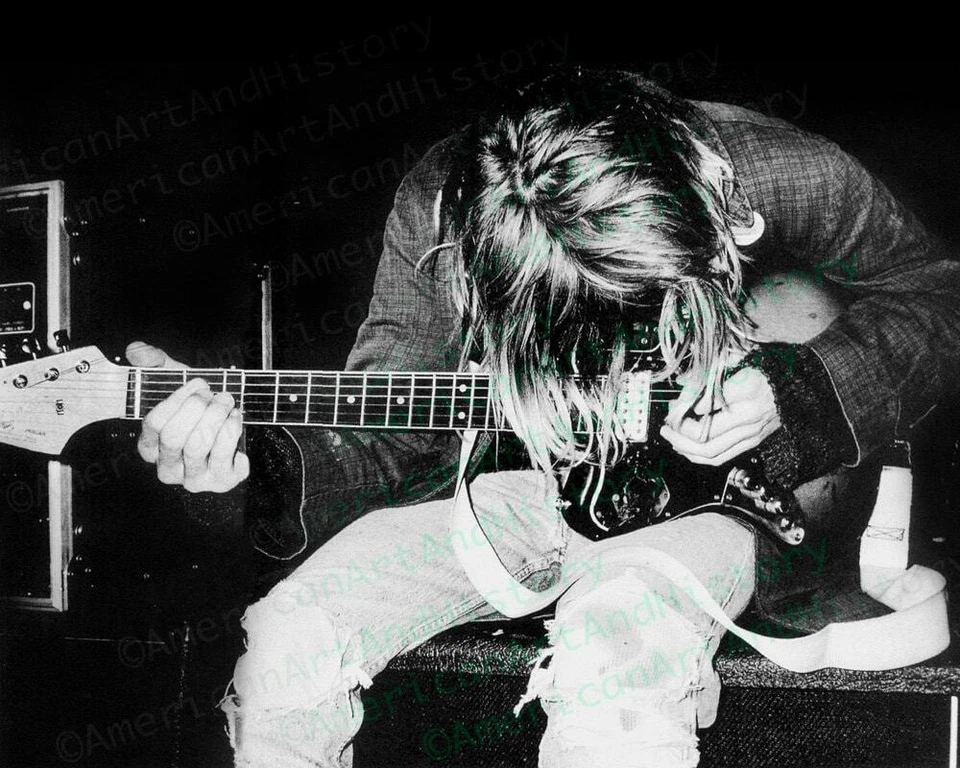 Kurt Cobain Jamming on Guitar Nirvana Photo Print Poster