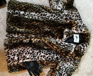 VINTAGE FAUX FUR LEOPARD PRINT JACKET SIZE M MADE IN China - Picture 1 of 7
