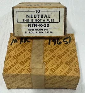 Bussmann NTN-R-30 Dummy Fuse (BOX OF 10) - Picture 1 of 7