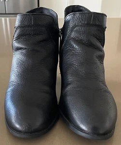 HUSH PUPPIES Vonn Ankle Boots Black Leather Almond Toe Block Heel Ladies Size 8 - Picture 1 of 13