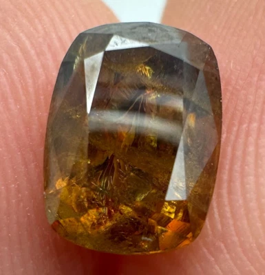 1.90 Carat Natural Faceted Yellow Titanite Sphene Gemstone from Zagi Pakistan - Image 1 of 4
