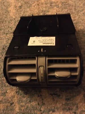 2001-07 MERCEDES BENZ C230 REAR CENTER CONSOLE AIR VENT OEM gray - Image 1 of 3