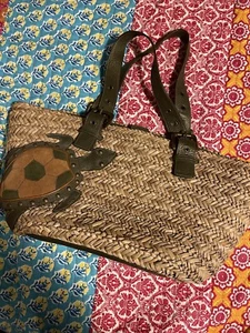 TOMMY BAHAMA Handcrafted Lined Woven Straw Tote Leather Turtle - Picture 1 of 7