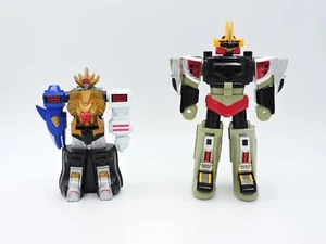 POWER RANGERS Time Force Megazord - Modalità Rosso e MEGA-POP Wild Force Megazord - Foto 1 di 4