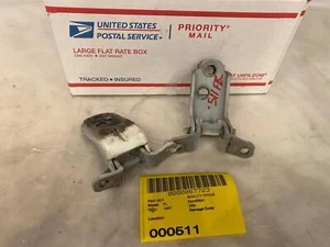 1997 ACURA RL Sedan Front Door Upper & Lower Hinge 4-doors Right Passenger Side - Picture 1 of 9