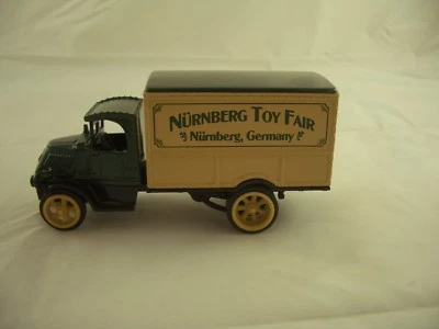 ERTL 1997 Nurnberg Germany Toy Fair 1928 Bulldog Mack Truck diecast - Image 1 of 2