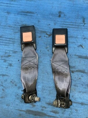 90-96 Nissan 300zx Z32 Rear Seat Belt Buckles  Blue OEM Latch Buckle 2+2 - Image 1 of 4