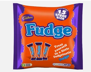 Cadbury Fudge Treat Size Chocolate Bars Multipack 202g - Picture 1 of 2