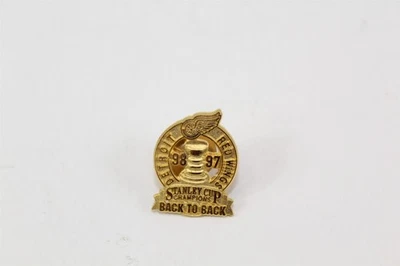 Tie Tac Detroit Red Wings Pin NHL 1997/98 Stanley Cup Champs Gold-tone - Image 1 of 4