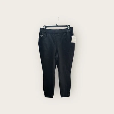 Pantalones negros Quacker Factory Dream Jeannes para mujer pequeños cortos pequeños tachuelas Foto 1 de 4