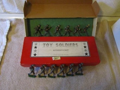 authenticast toy soldiers - Image 1 of 4