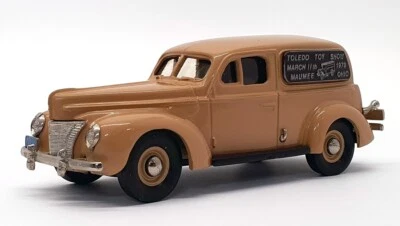 Brooklin escala 1/43 BRK9 002A - 1940 Ford Sedán Entrega - Bronceado 1 de 213 Foto 1 de 4