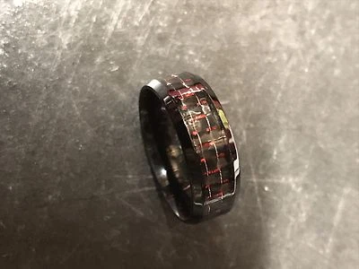 Alianza de boda de titanio con incrustación roja como nueva.  Foto 1 de 2