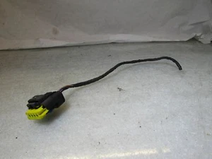 Vauxhall Vivaro Mk2 Renault Trafic right rear brake light lamp connector plug - Picture 1 of 4