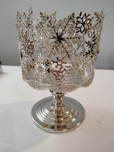 Bath and Body Works Candle Holder Snow Flake Design (K) - Picture 1 of 3
