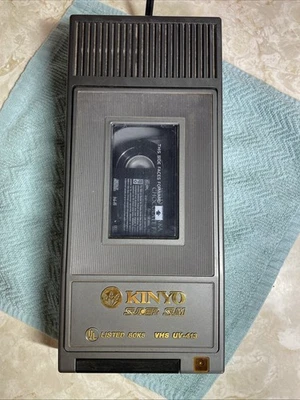 Rebobinadora VHS súper delgada vintage Kinyo UV-413-probada-funciona Foto 1 de 4