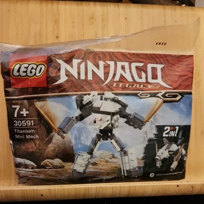 Lego 30591 Ninjago 2 in 1 Titanium Mini Mech BNIB Retired  New lego minifigure  - Image 1 of 4