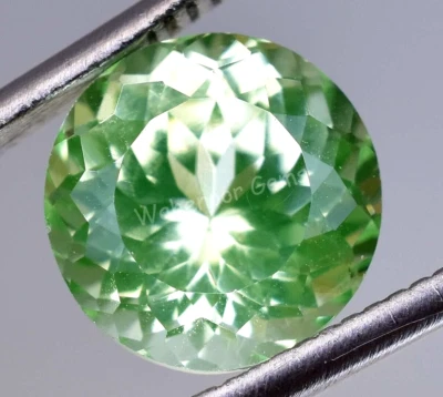 5.80 Ct Natural Green Peridot Round Shape VVS Pak Gemstone AGL Certified - Image 1 of 4