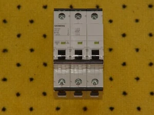 SIEMENS Leitungsschutzschalter B10A, Sicherungsautomat 5SY43 MCB B10, 3-polig - Bild 1 von 2