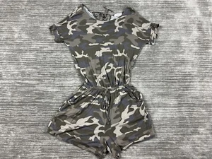 Zenana Romper Womens Small Green Camouflage Short Sleeve Jersey Shorts Pockets - Picture 1 of 12