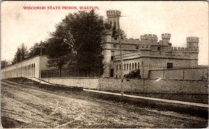 Postal de colección de la prisión estatal de Wisconsin Waupun WI 1913 Dirt Road Q326 - Imagen 1 de 2