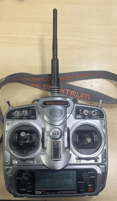Transmisor de 7 canales Spektrum DX7 2,4 GHz DSM2 - - - totalmente funcional Foto 1 de 3