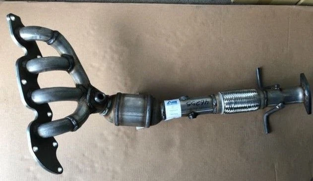 Catalytic Converter Fits: 2011 Mazda 3 Sport GX 2.0L L4 GAS DOHC - Image 1 of 1