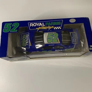 2007 Donnie Neuenberger #52 Royal Farms Ford 1/24 NASCAR Diecast Certified Auto! - Bild 1 von 8