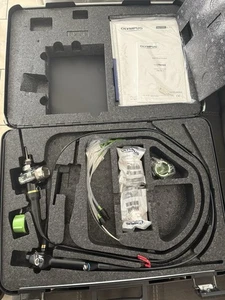 Bronch Olympus BF Q180 EVIS EXERA II con estuche y accesorios - Imagen 1 de 8