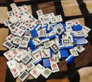 MahJong 144 Tiles In Red Satin Japanese Bag 1" Layered White & Blue Tiles K - Picture 1 of 13