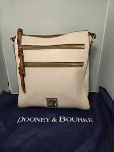 Dooney & Bourke Large Peyton Triple Zipper Color Blush - Bild 1 von 11