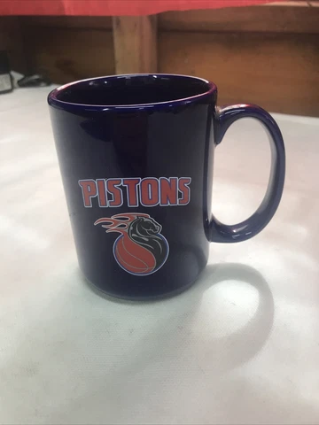 DETROIT PISTONS COFFEE MUG Cover