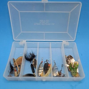 Lote de señuelos de pesca vintage cebos giratorios cucharas agudos rana aparejos caja vieja escuela - Imagen 1 de 20