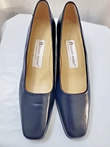 Etienne Aigner dunkelblau Leder Damen klassische Slipper Absatz Größe 1,5 Zoll 7.N - Bild 1 von 22