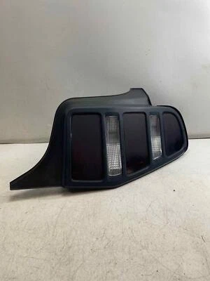 Conjunto de luces traseras tintadas LED OE Ar3z13404b para Ford Mustang 2011-2012 Foto 1 de 4