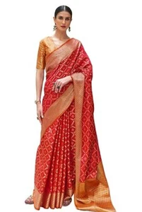Red Colour Women's Patola Silk Saree With Unstitched Boluse Piece - Picture 1 of 5