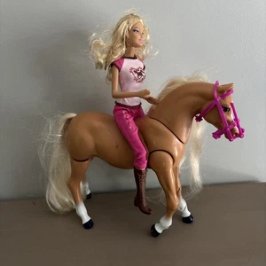 Vintage 1993 Barbie High Stepper Palomino Walking Horse Articulated Barbie Doll - Picture 1 of 8