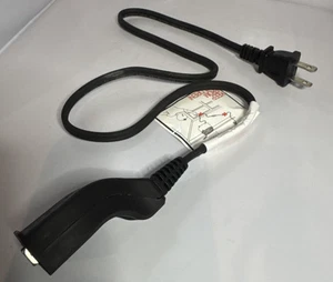 Cavo di alimentazione CA staccabile magnetico friggitrice MI-10/15 XINBAO E315020 15A 125V - Foto 1 di 6