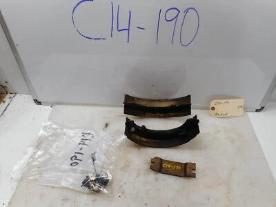 2001 LAND ROVER DISCOVERY EMERGENCY BRAKE SHOES W/ HARDWARE - Image 1 of 4