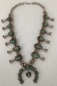 GORGEOUS VINTAGE SOUTHWESTERN STERLING SILVER/TURQUOISE SQUASH BLOSSOM NECKLACE! - Picture 1 of 13