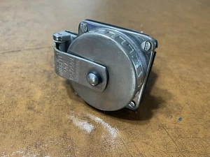 Hubbell 231A Twist Lock Marine Boat Shore Power Inlet (125V, 30A) - Picture 1 of 6