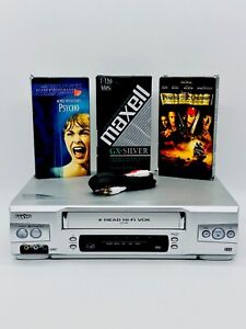 Sanyo VWM-800 VCR HI-FI Player Recorder w/2 Movies Blank VHS Cables TESTED L@@K